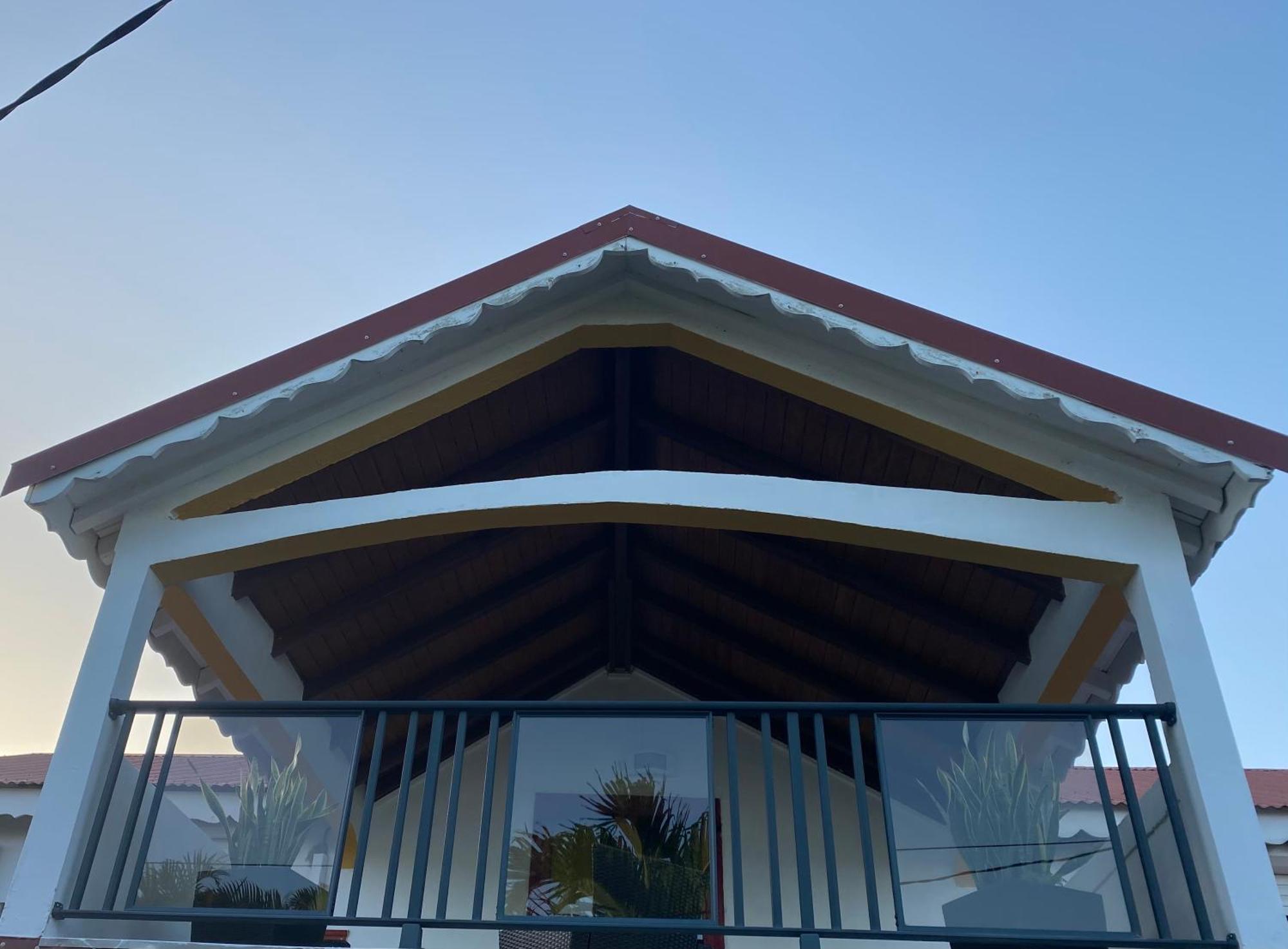 Chez Soul~Etage Entier Avec Vue Sur Mer Sainte-Rose Dış mekan fotoğraf